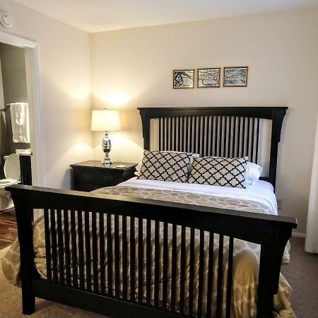 Delightful Townhome - Central Raleigh Location Bagian luar foto