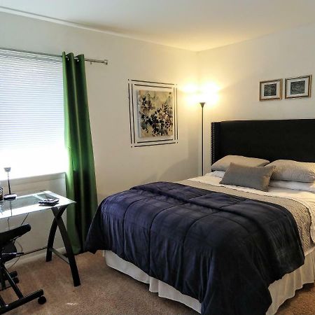 Delightful Townhome - Central Raleigh Location Bagian luar foto